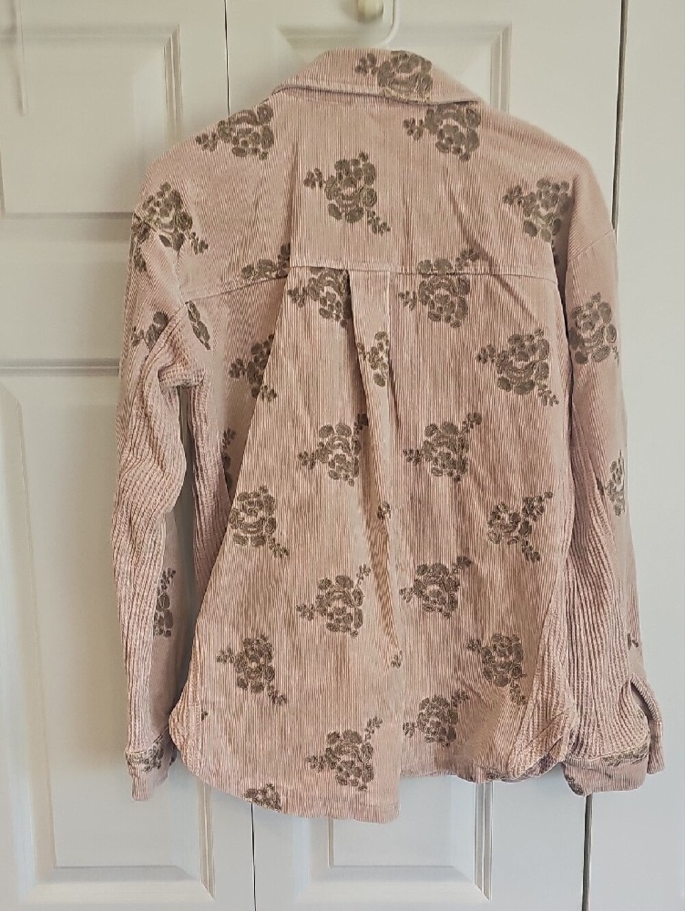 Mystree Blush Pink Corduroy Shirt Jacket with Floral Label Accent - Picture 4 of 4